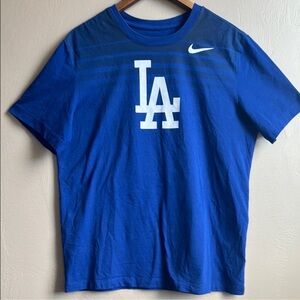 Nike Official NFL Los Angeles Dodgers Graphic T- Shirt. Size Large. Unisex.